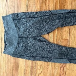 Victoria's Secret Essential Legging Size Large Full Length Dark Grey